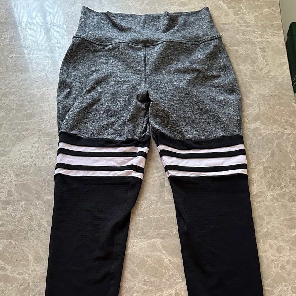 Bombshell Sportswear Striped leggings